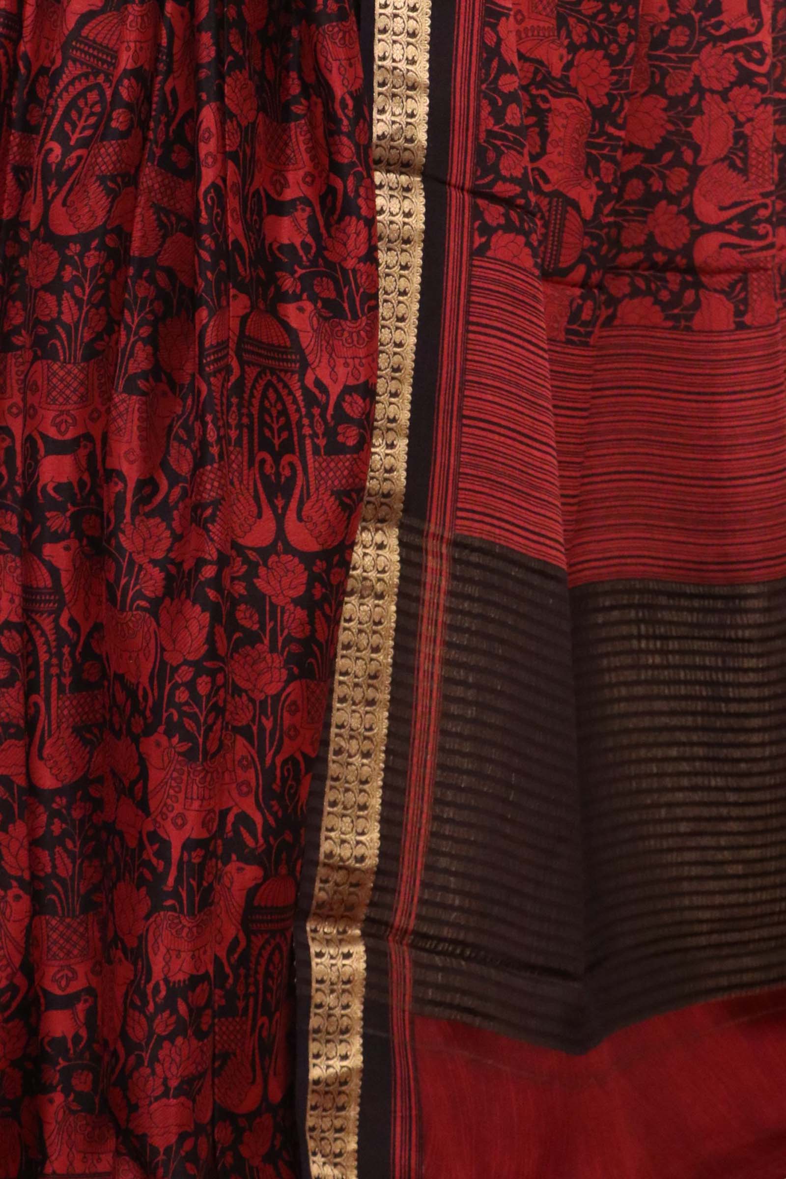 Pure Floral Zari Crepe Silk Saree AL206166